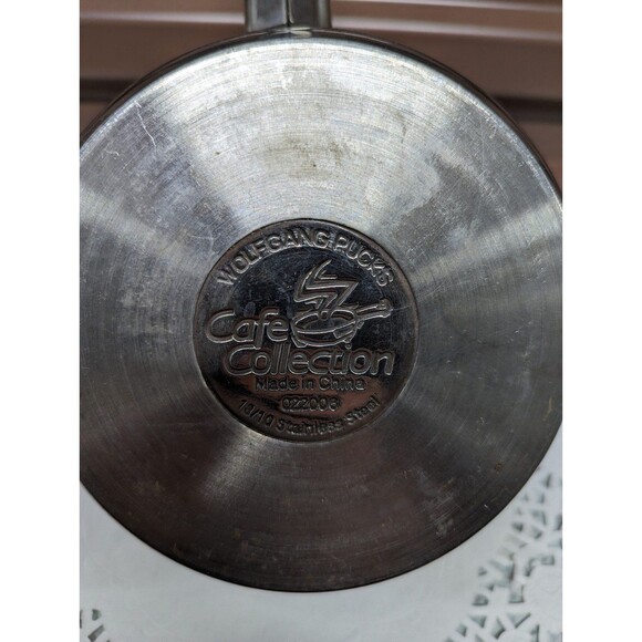 Wolfgang Puck Cafe Collection 18/10 Stainless Steel Pot - Picture 8 of 8